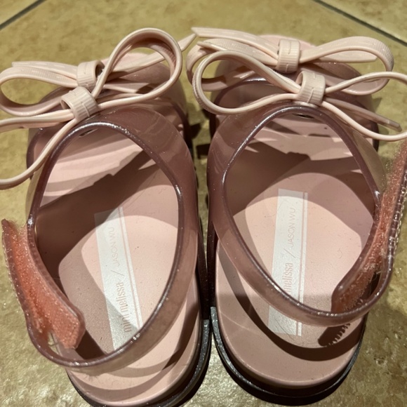 EUC Mini Melissa x Jason Wu pink bow jelly sandals - Picture 2 of 3
